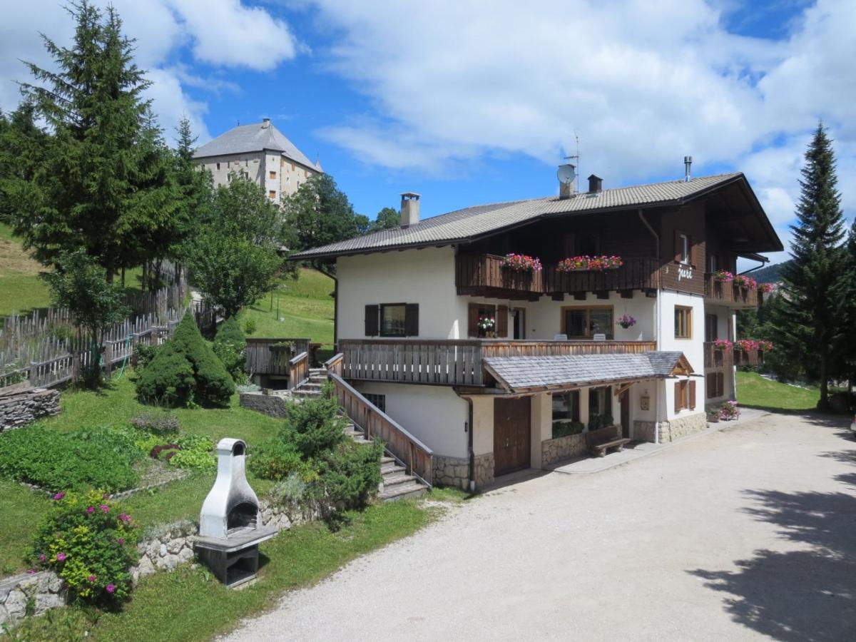 Garni Juri Bed and Breakfast La Villa  Εξωτερικό φωτογραφία