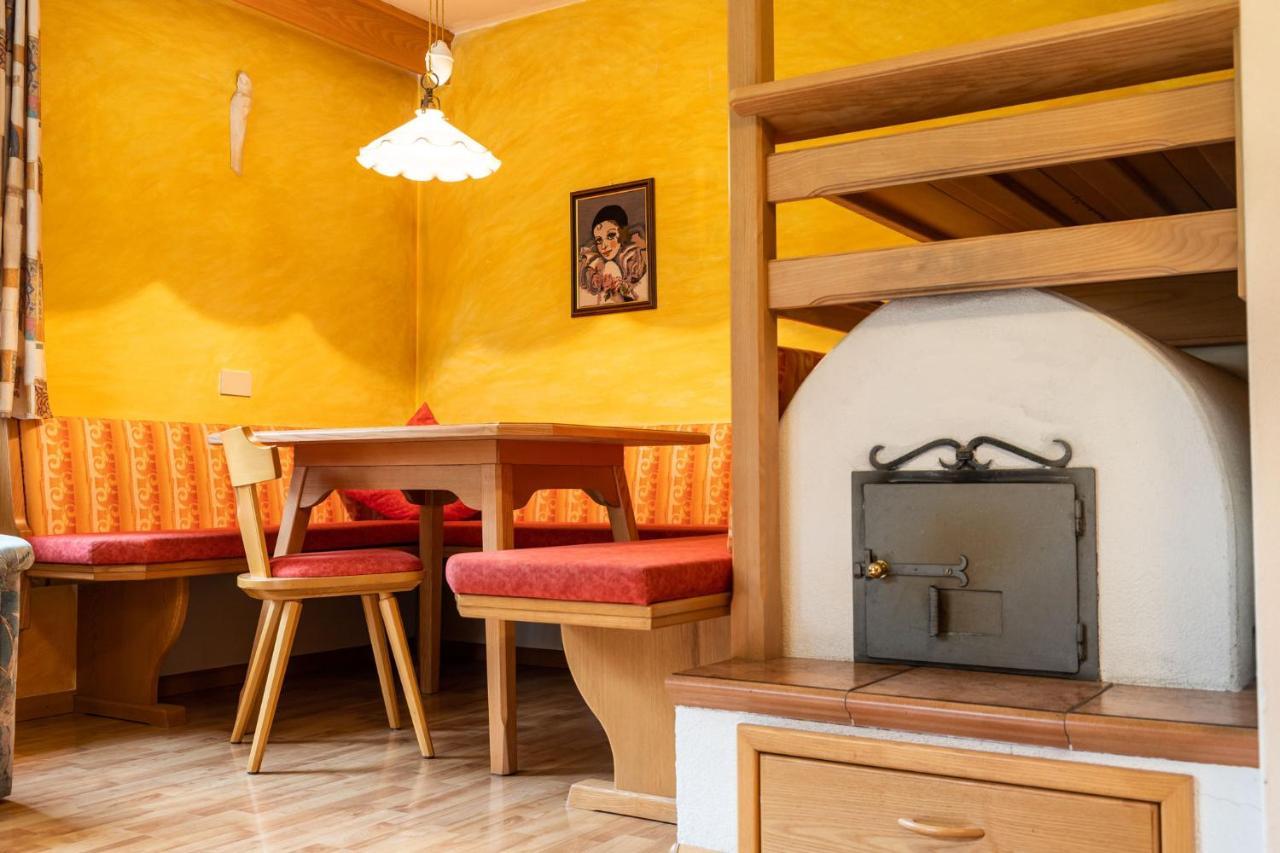 Garni Juri Bed and Breakfast La Villa  Εξωτερικό φωτογραφία